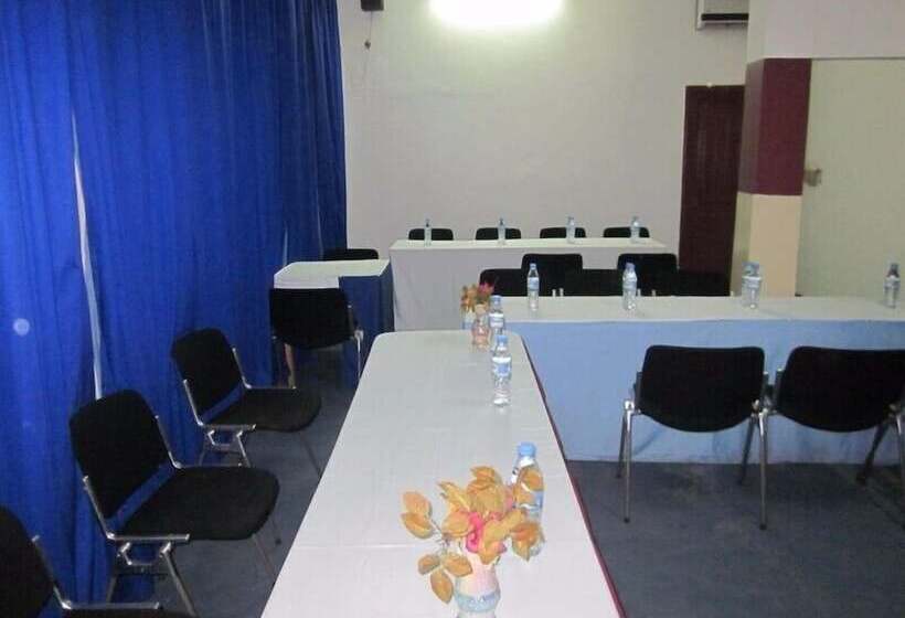 هتل Hôtel Résidence Les Anges