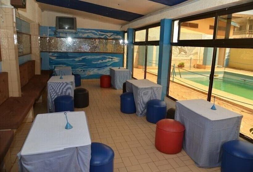 هتل Hôtel Résidence Les Anges