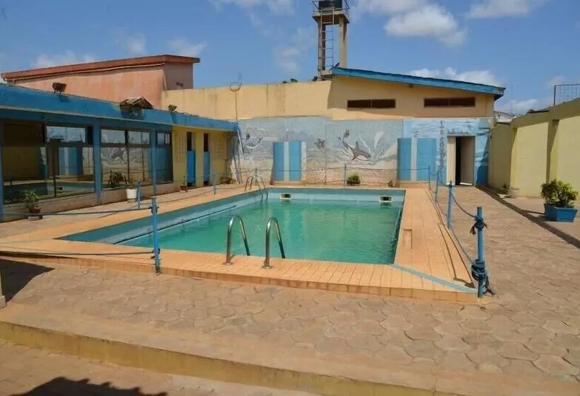 هتل Hôtel Résidence Les Anges