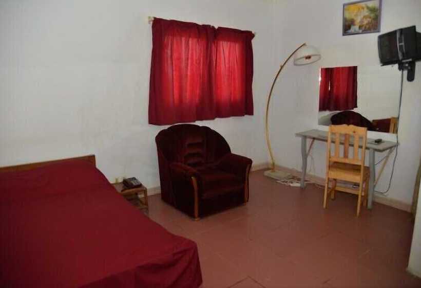 هتل Hôtel Résidence Les Anges