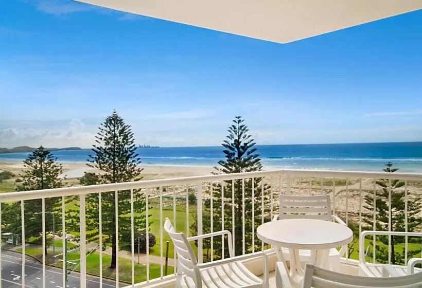 ホテル Meridian Tower Kirra Beach