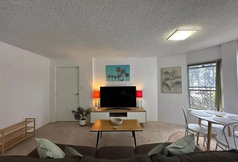 ホテル Meridian Tower Kirra Beach