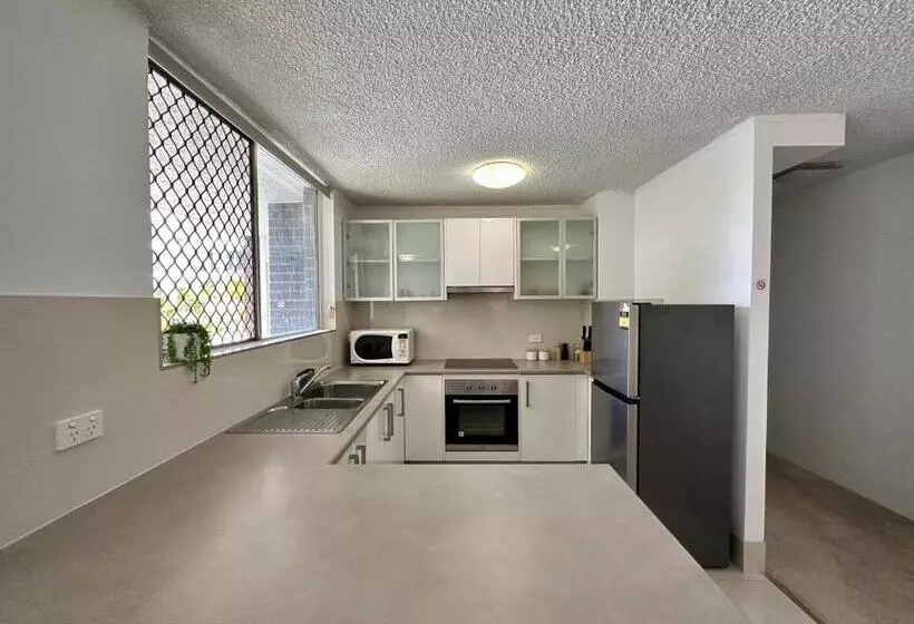 ホテル Meridian Tower Kirra Beach