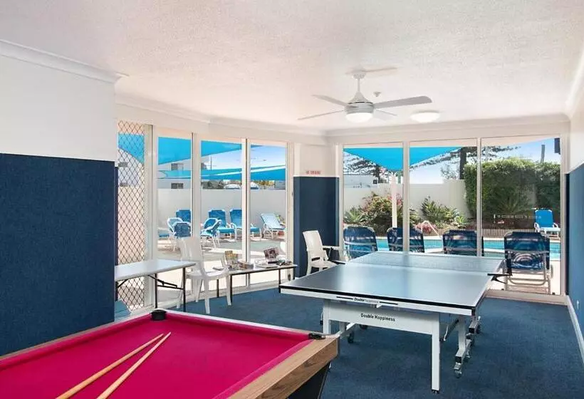 ホテル Meridian Tower Kirra Beach