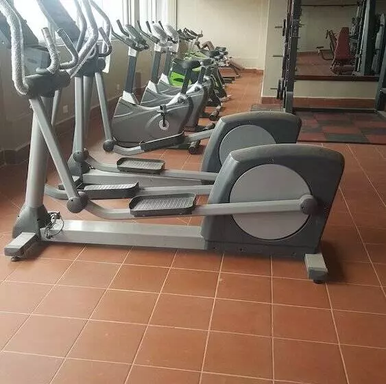 هتل Ntinda Complex Apartments