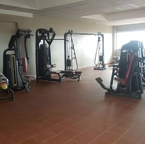 هتل Ntinda Complex Apartments