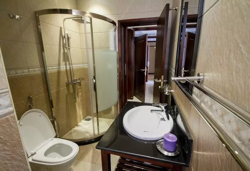 هتل Ntinda Complex Apartments