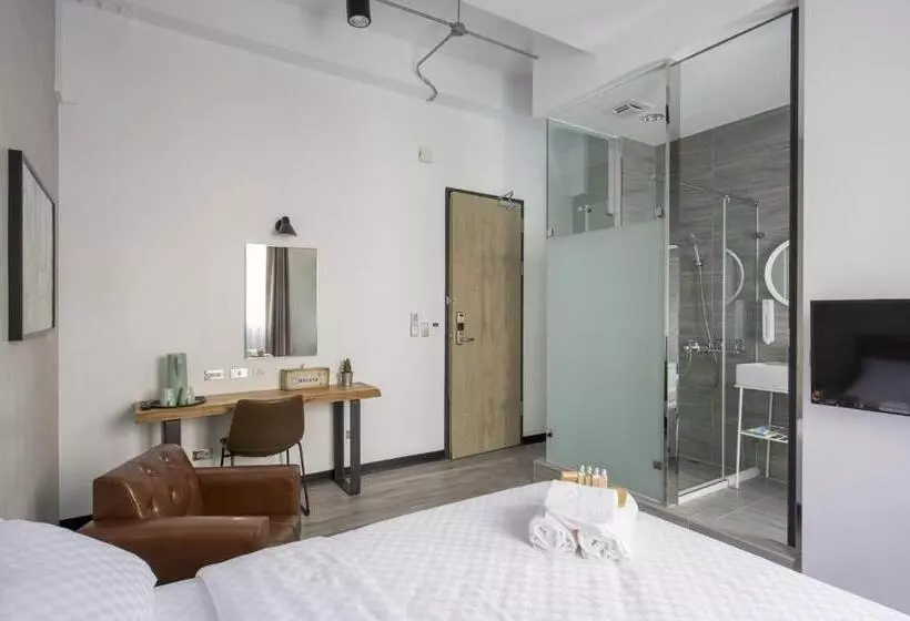 هتل Ox Suites
