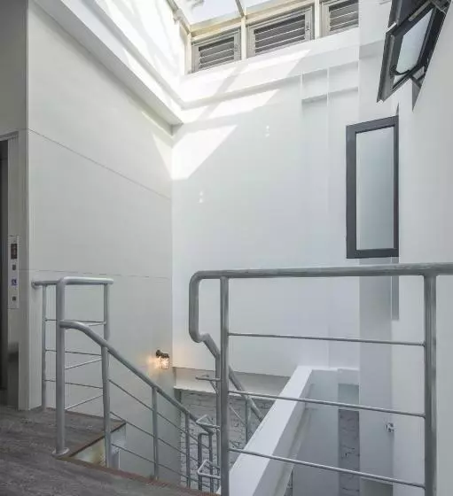 هتل Ox Suites