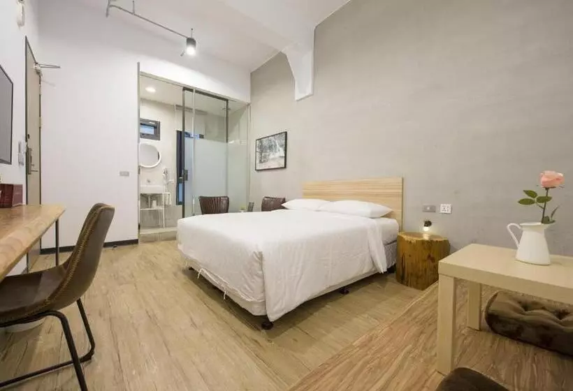 هتل Ox Suites