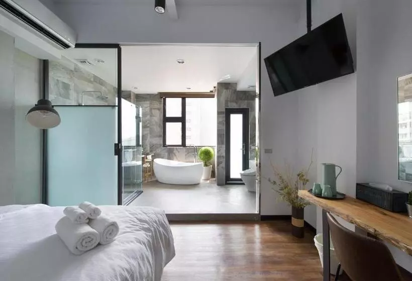 هتل Ox Suites