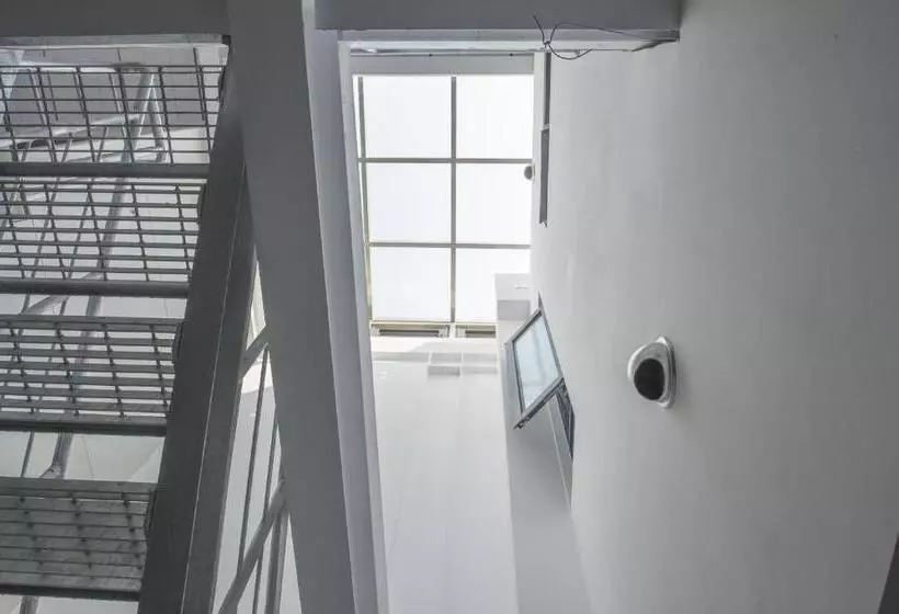 هتل Ox Suites