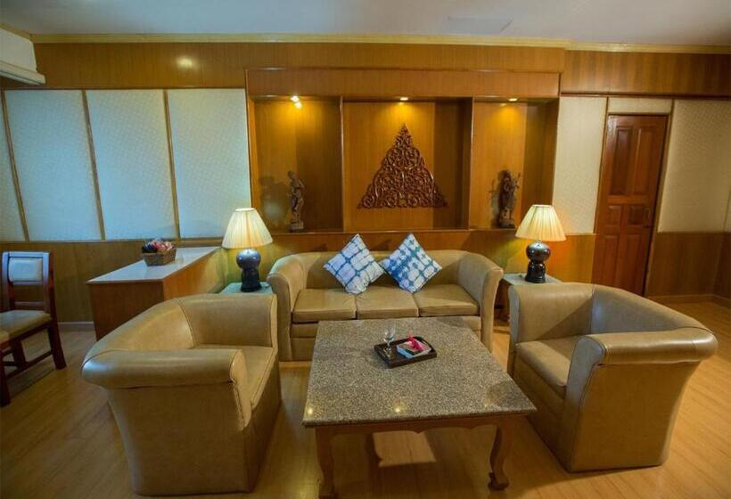 فندق Phrae Nakara