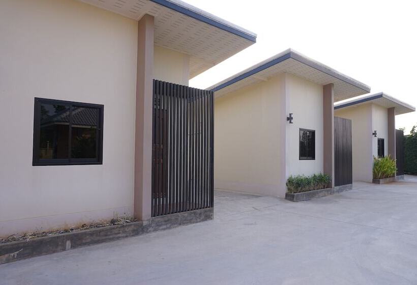 فندق S Ville Resort