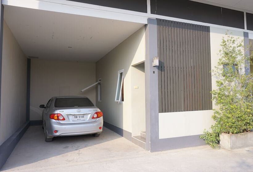 فندق S Ville Resort