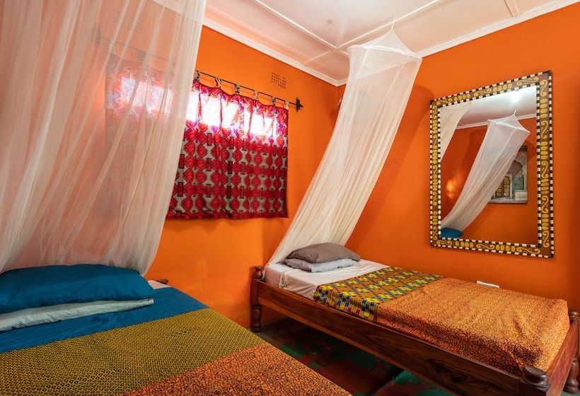 هتل Victoria Falls Backpackers Zambia