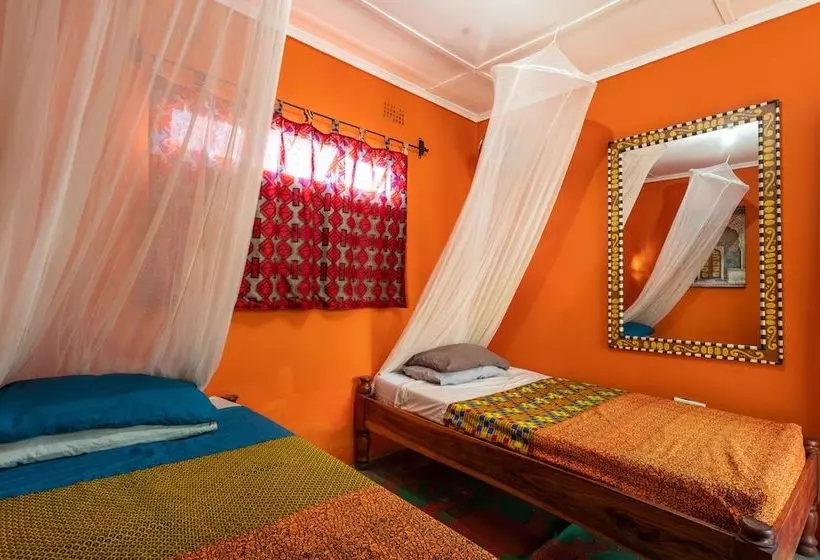 ホテル Victoria Falls Backpackers Zambia