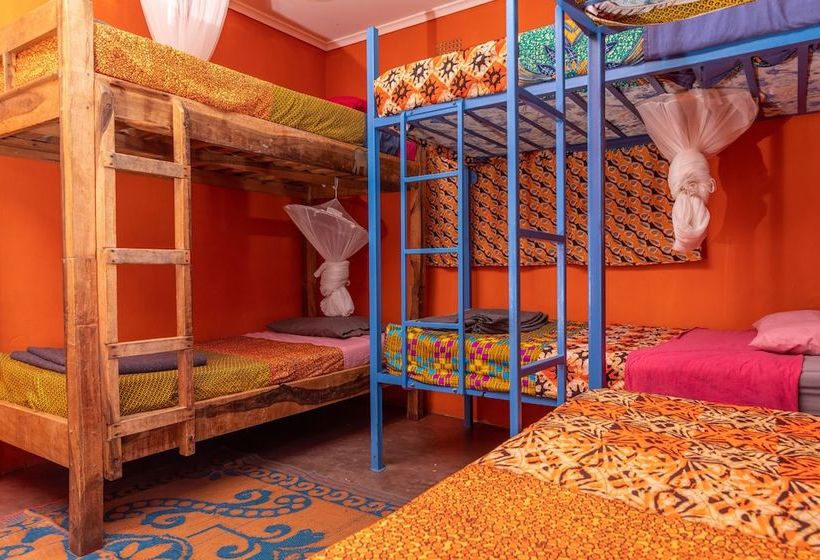 هتل Victoria Falls Backpackers Zambia