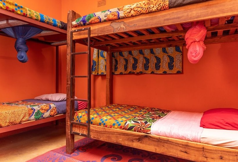 هتل Victoria Falls Backpackers Zambia