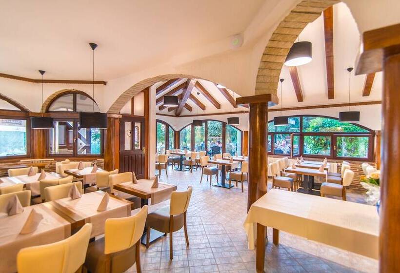 호텔 Apartments And Rooms With Wifi Vrsar, Porec   3007