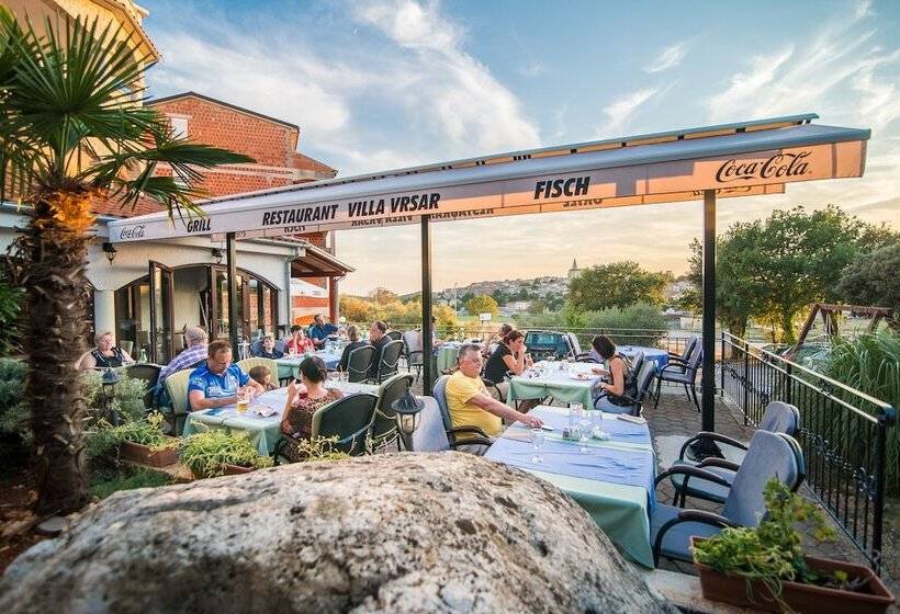 호텔 Apartments And Rooms With Wifi Vrsar, Porec   3007