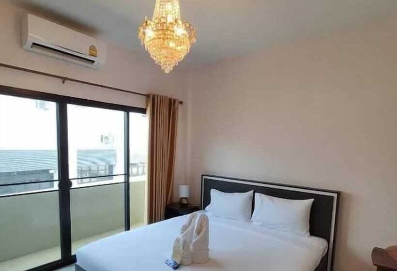 هتل Bann Tawan Hostel Chiang Rai