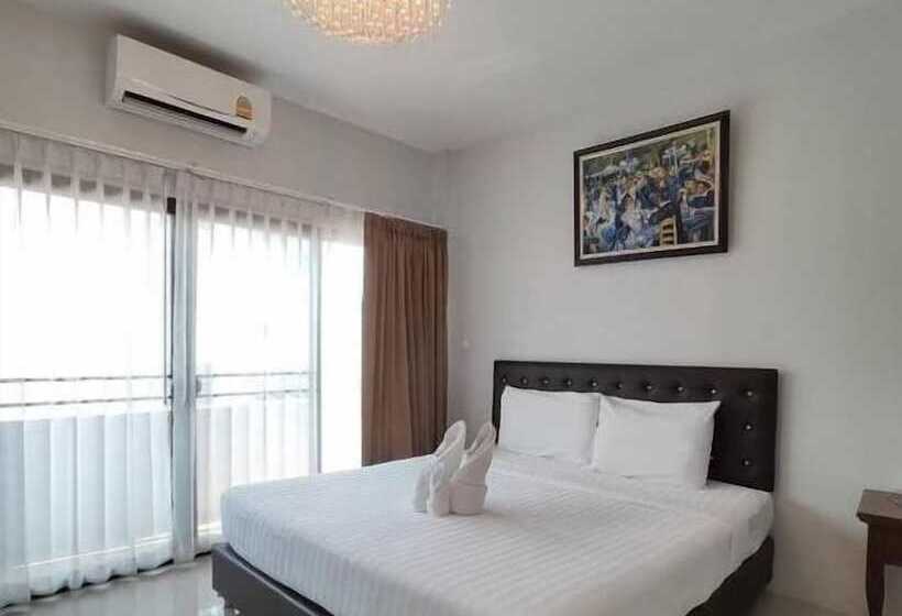 هتل Bann Tawan Hostel Chiang Rai