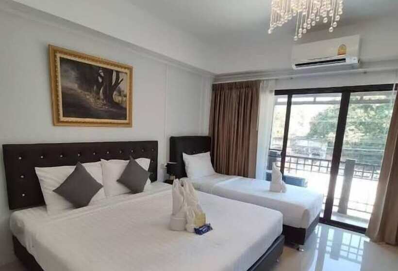 هتل Bann Tawan Hostel Chiang Rai