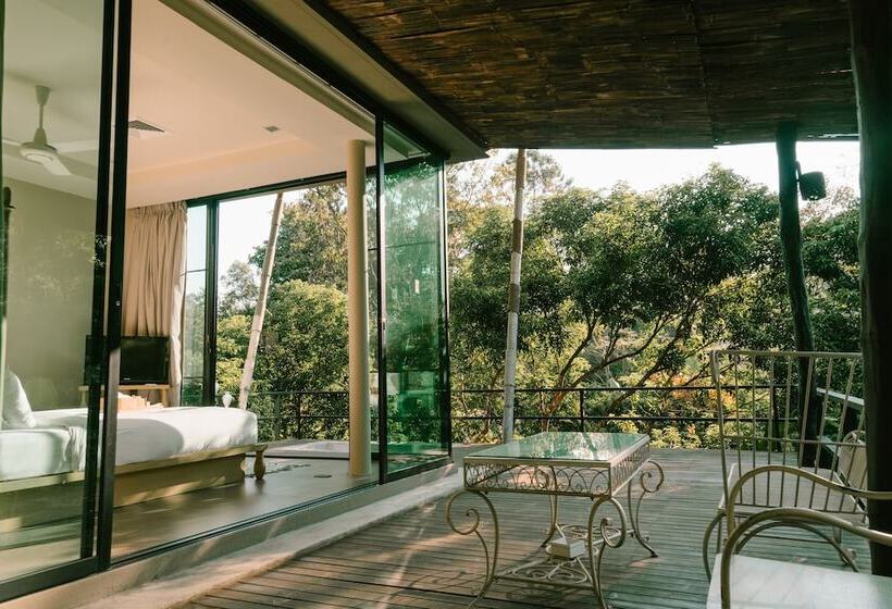 호텔 Canary Natural Resort