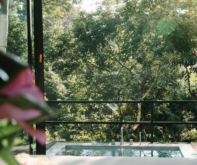 호텔 Canary Natural Resort