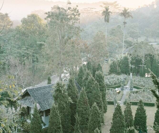 호텔 Canary Natural Resort