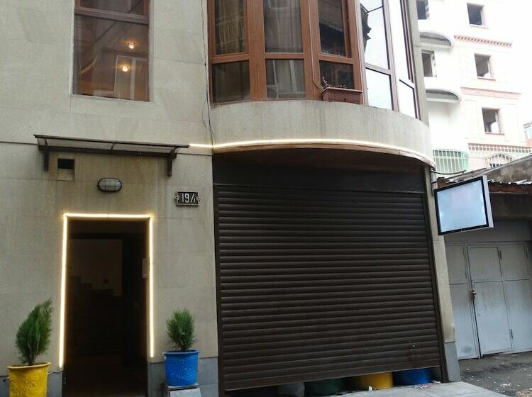 هتل Destiny 1 Hostel