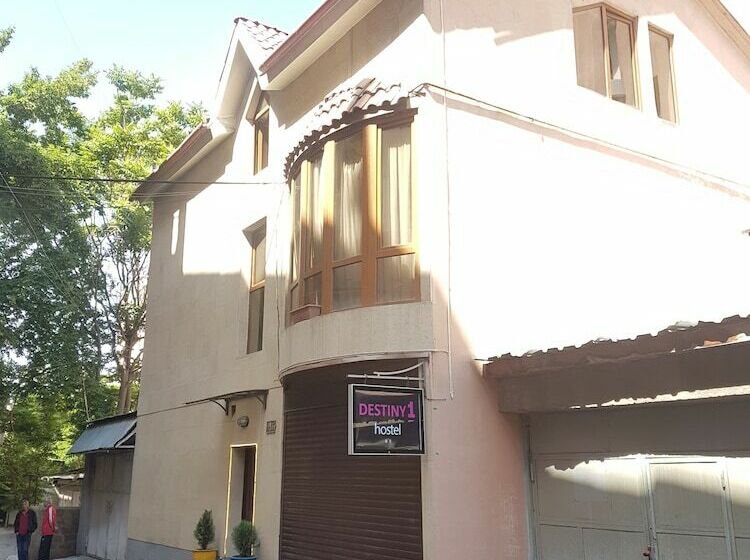 هتل Destiny 1 Hostel