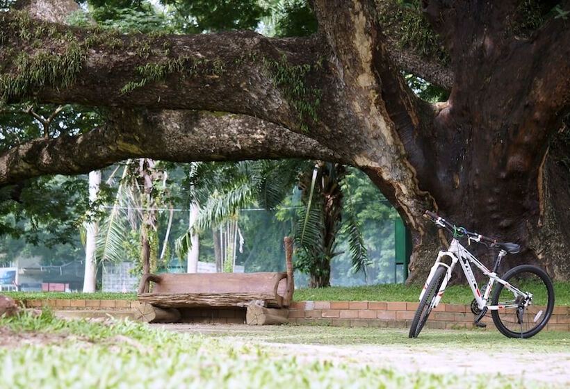 هتل Eastan View Chiang Mai