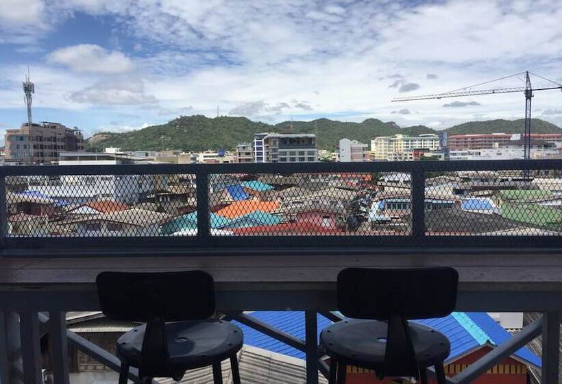 Hotelli Jetty Huahin Hostel