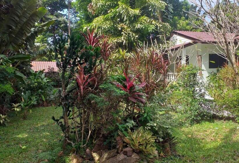 فندق Kamrai Resort