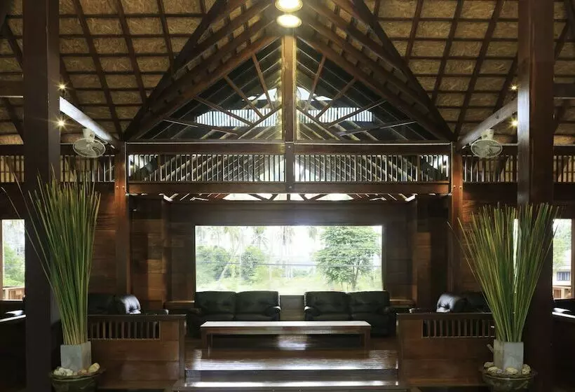 Hotelli Khanom Cabana Beach Resort