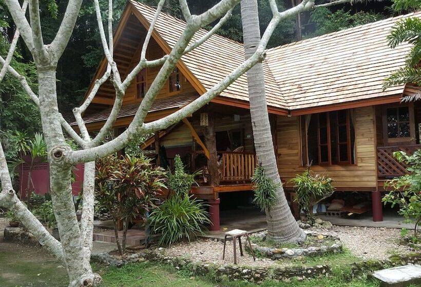 בית מלון כפרי Sabai Corner Bungalows  Sha Extra Plus