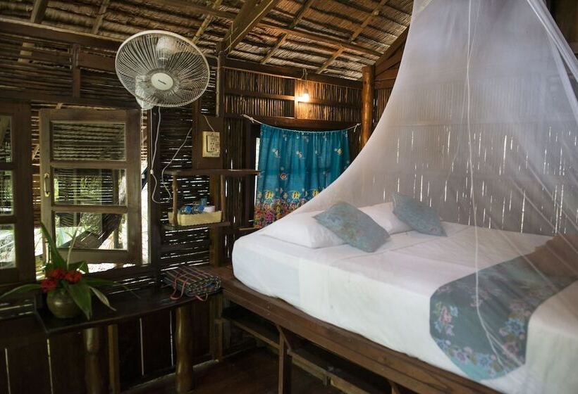 בית מלון כפרי Sabai Corner Bungalows  Sha Extra Plus