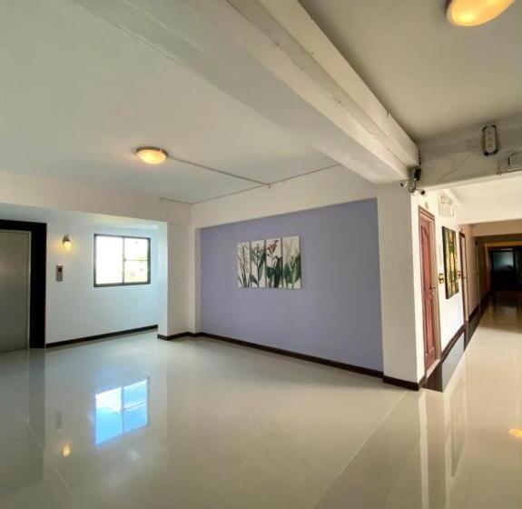 בית מלון כפרי Sirimathani