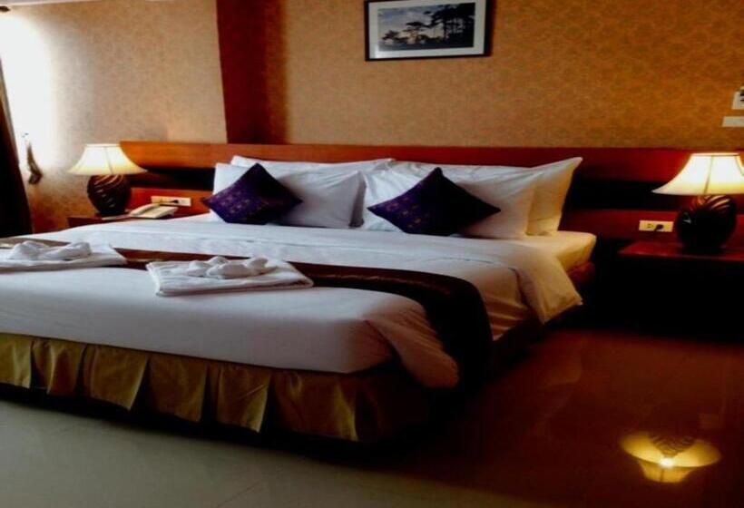 בית מלון כפרי Sirimathani