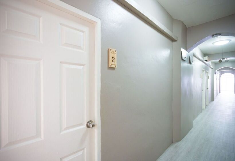 فندق The Habitat Koh Chang