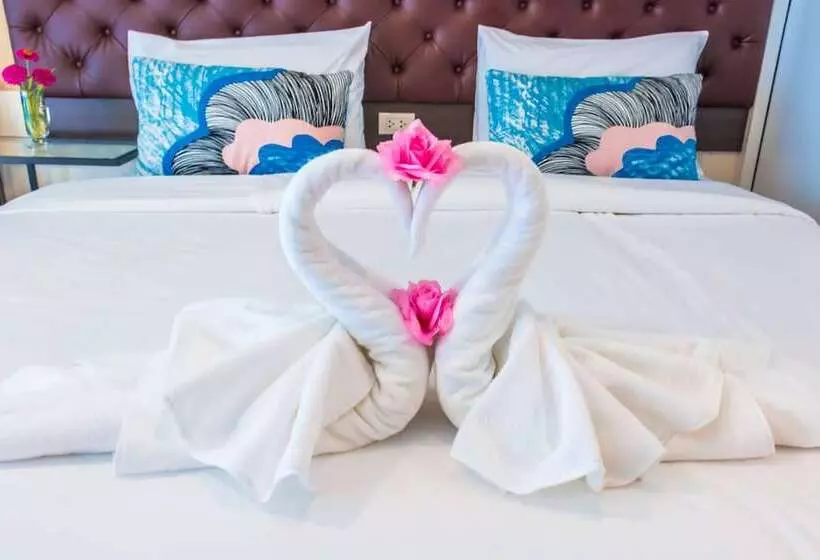 ホテル Villa Pool Lay Resort Pattaya