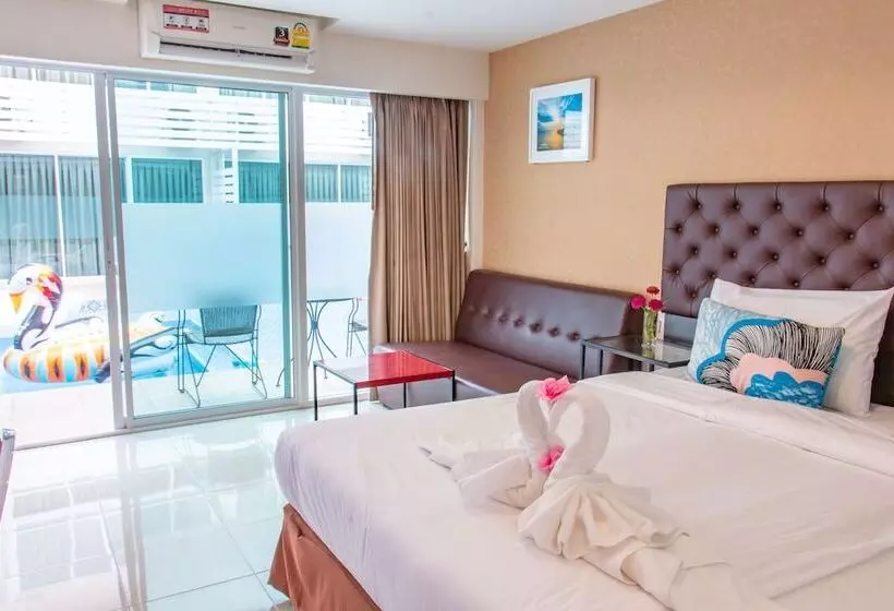 ホテル Villa Pool Lay Resort Pattaya