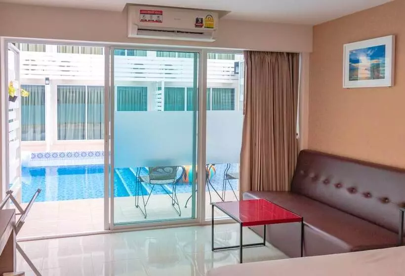 ホテル Villa Pool Lay Resort Pattaya