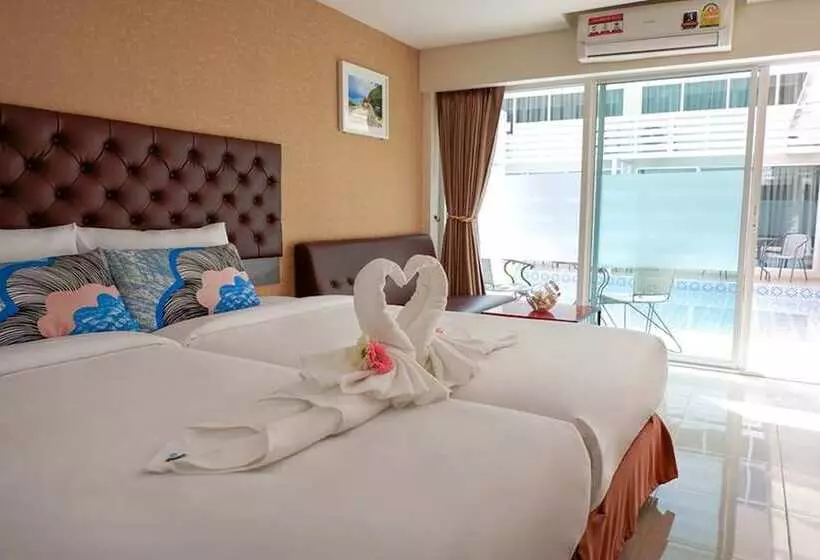 ホテル Villa Pool Lay Resort Pattaya