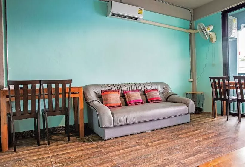 The Guest Hotel Hostel