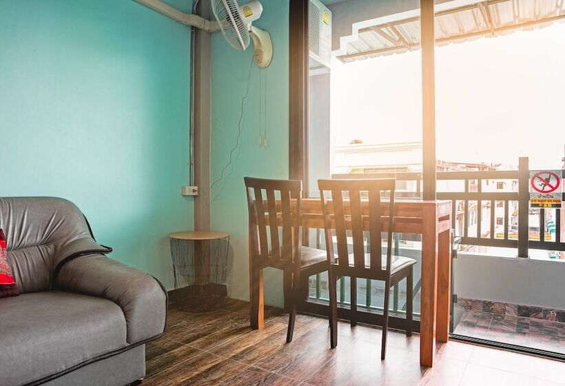 The Guest Hotel Hostel