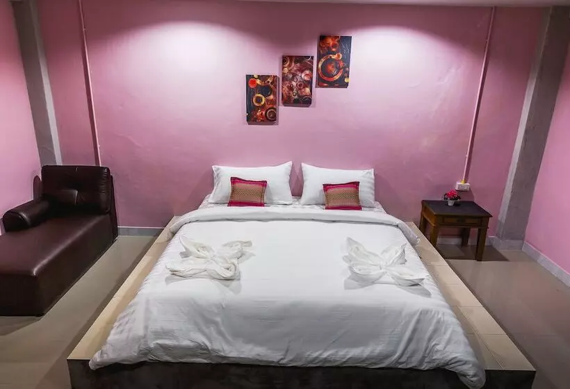 The Guest Hotel Hostel