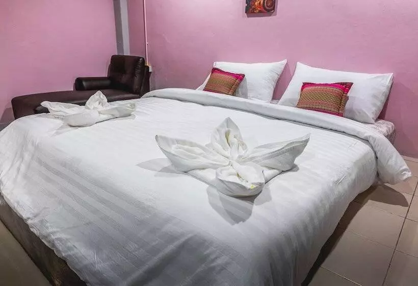 The Guest Hotel Hostel